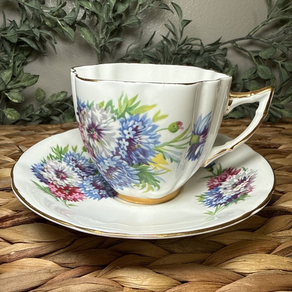 Royal London Bone China England Teacup & Saucer Cornflower Floral Gold Trim Vtg